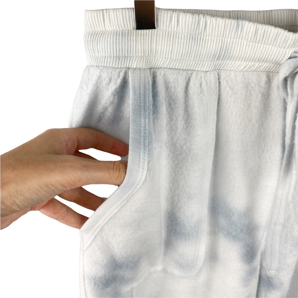 Lulu’s Choosing Chill Blue Tie Dye Fuzzy Fleece Knit Drawstring Wide Leg Pants M - Picture 8 of 11